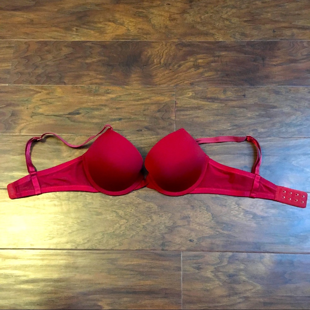 TellTale red push up bra size 32C